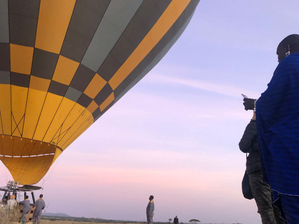 People enjoying Miracle Experience Hot Air Balloon Safaris